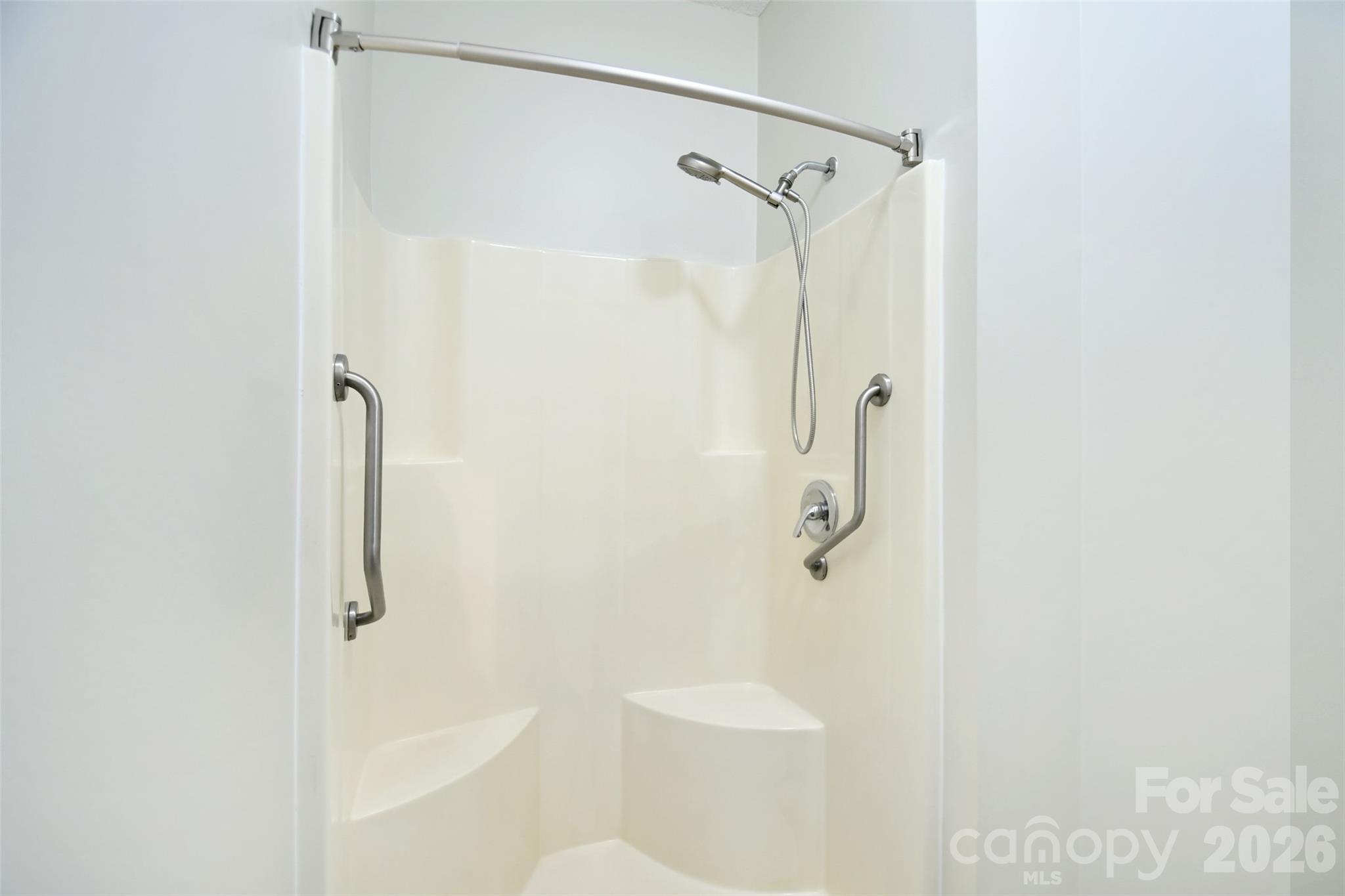 19968 Oak Leaf Circle