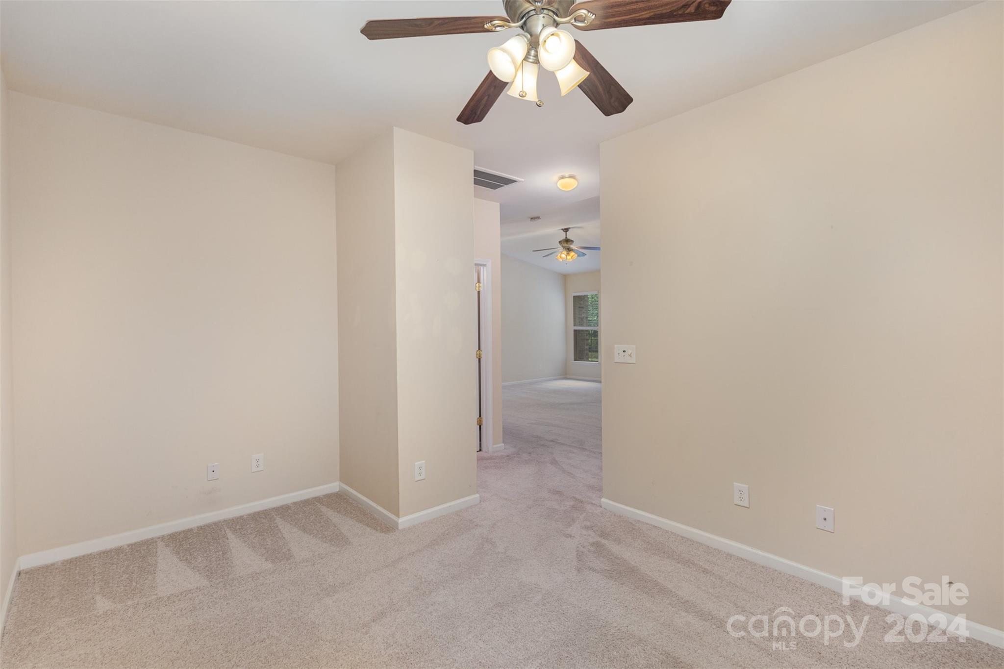 The Traditions at Lawyers Glen - Residential