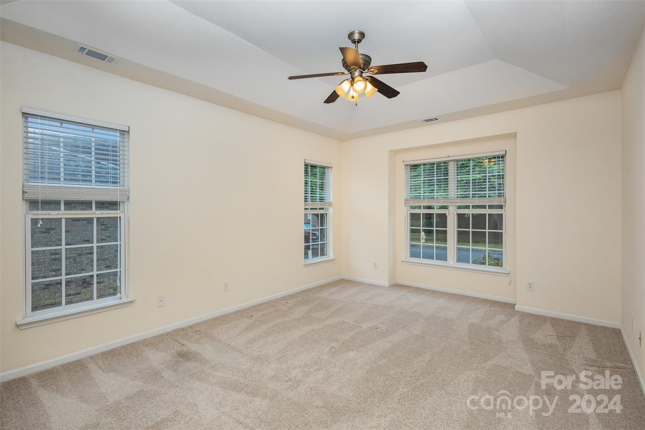 The Traditions at Lawyers Glen - Residential