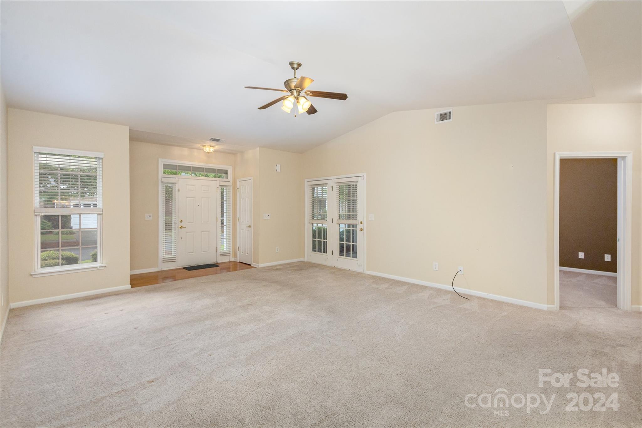 The Traditions at Lawyers Glen - Residential