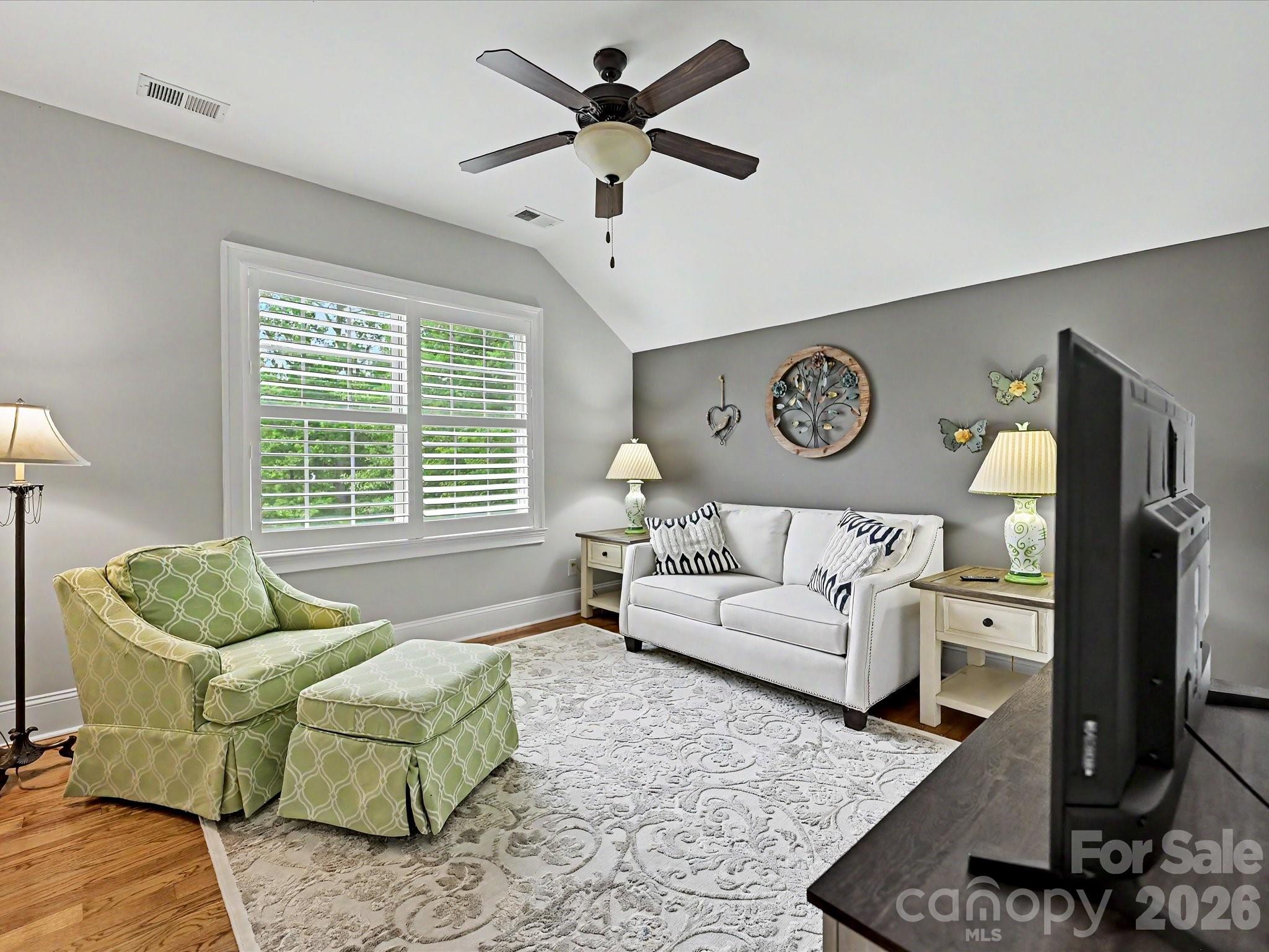 Palm Tree Cove - Residential
