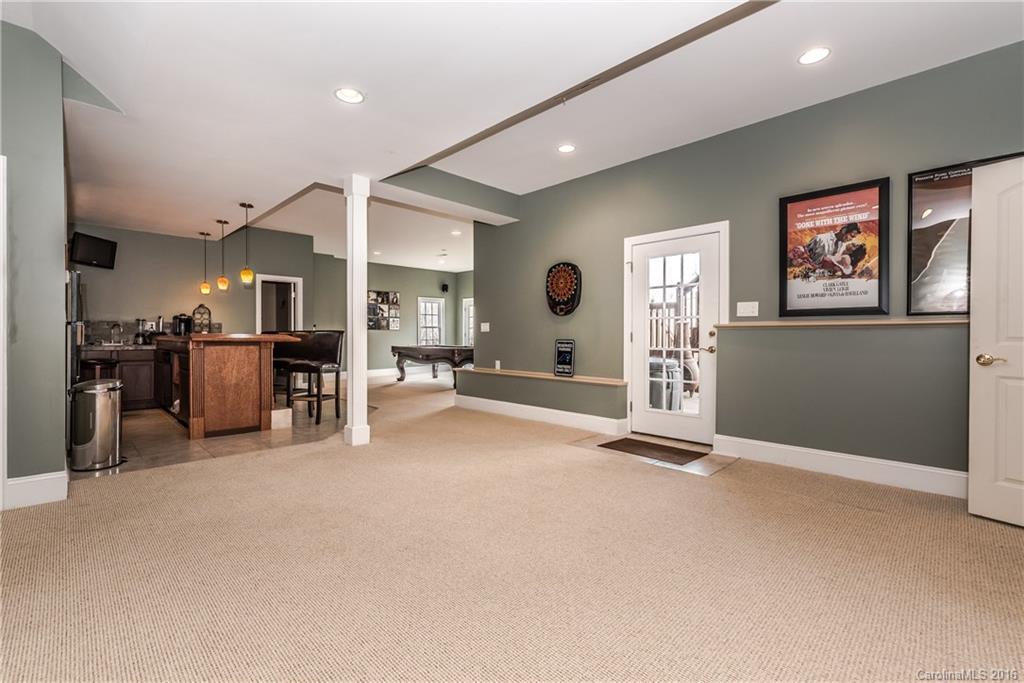 Holly Hill Farms - Residential