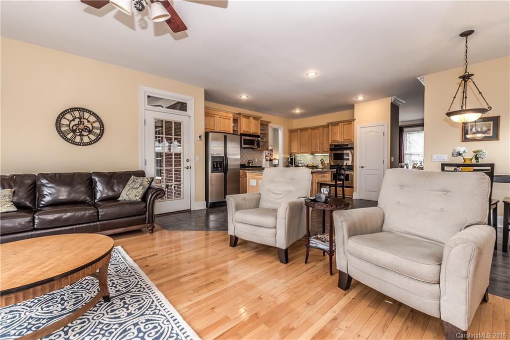 Holly Hill Farms - Residential