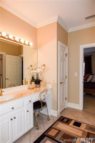 Moores Ferry - Residential