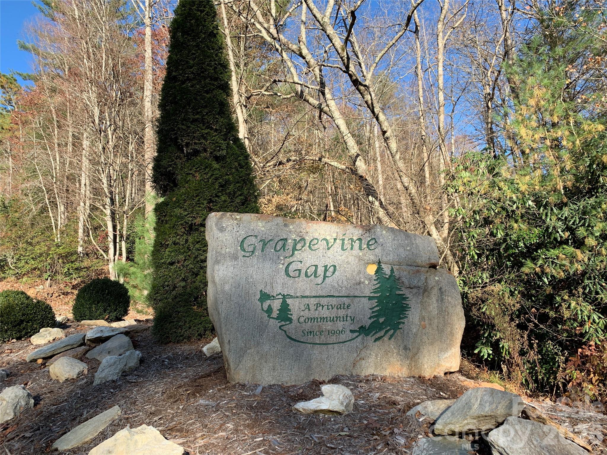 Grapevine Gap - Land