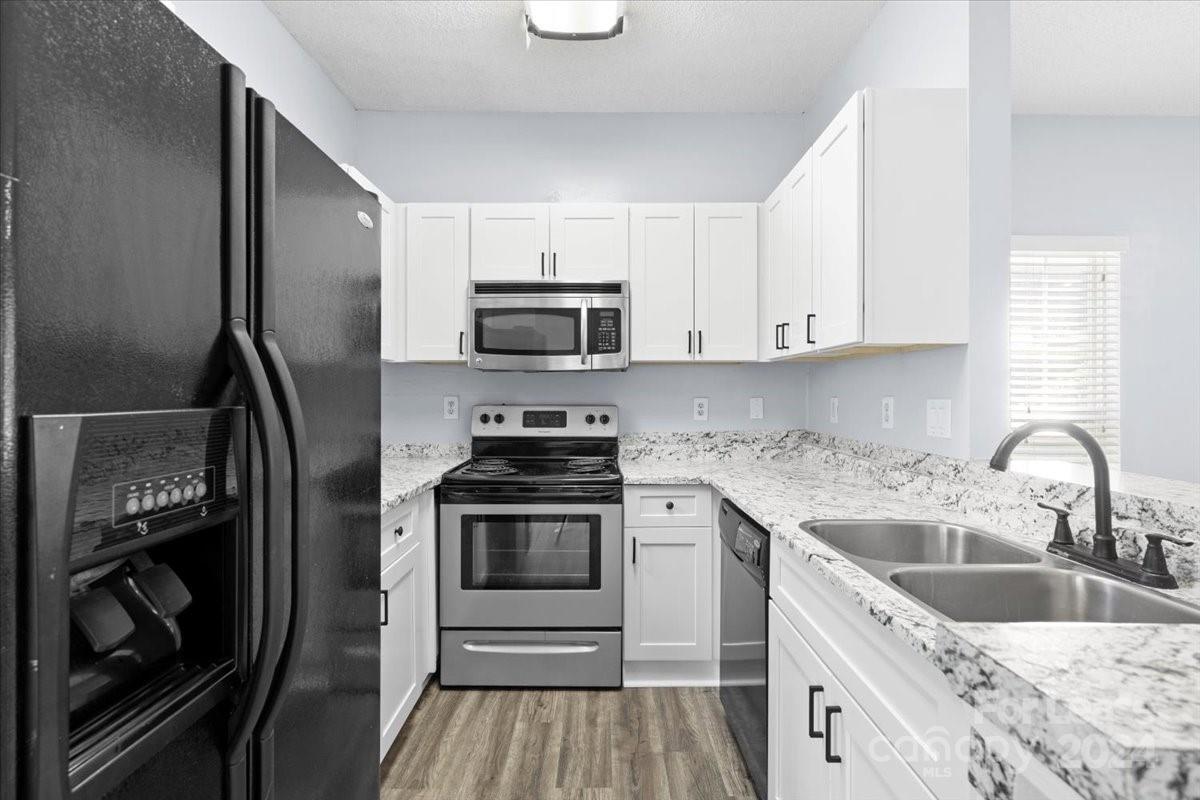 Mallard Square - Residential Lease