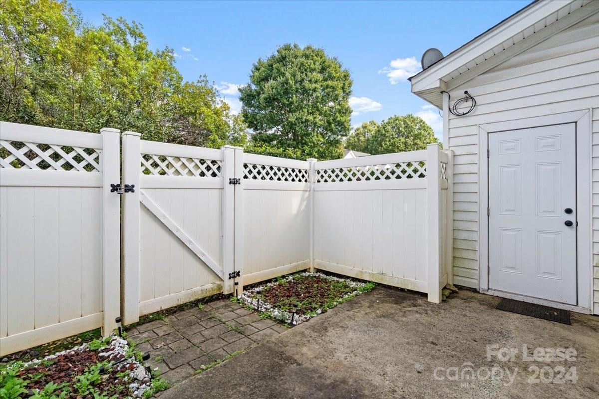 Mallard Square - Residential Lease