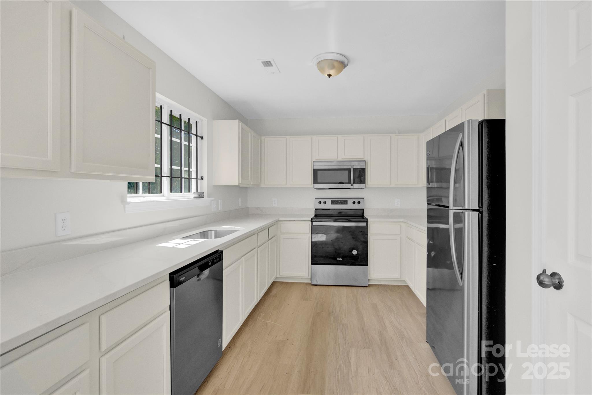 1315 Peach Park Lane