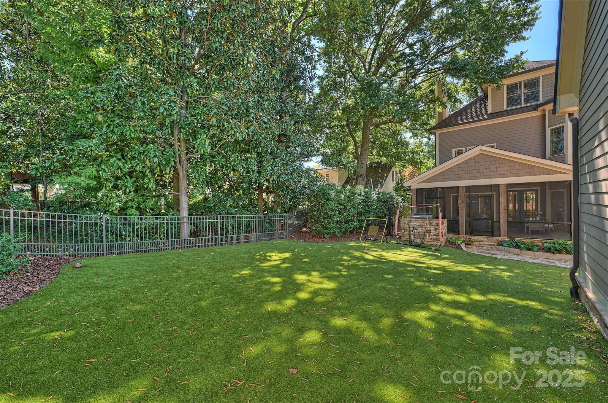 Myers Park - Residential