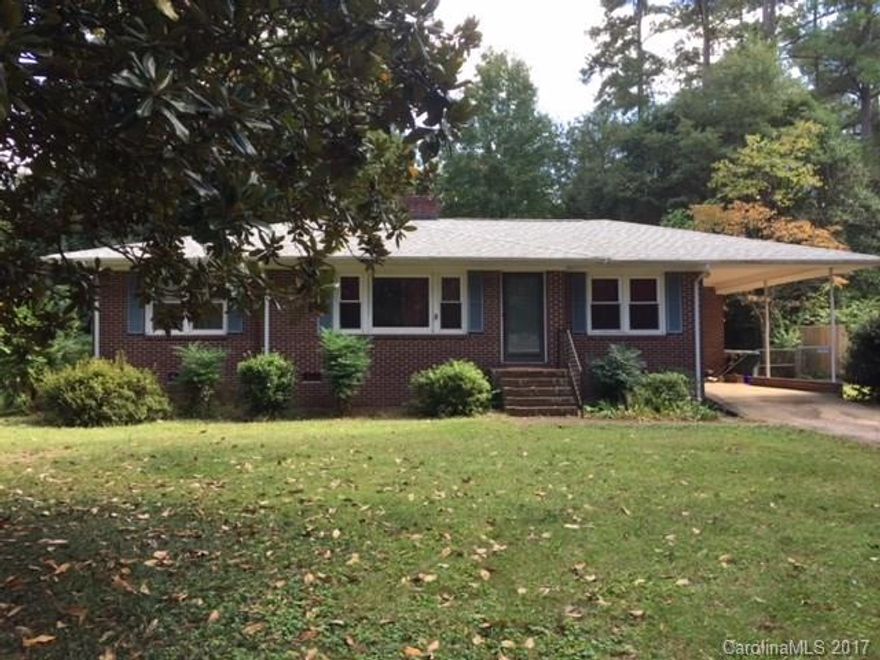 In quiet, stable neighborhood of Rock Hill close to Richmond Elementary School, shopping, and Winthrop University.  Needs a lot of TLC.  Seller offering "as is" and will do no repairs. Home priced accordingly.