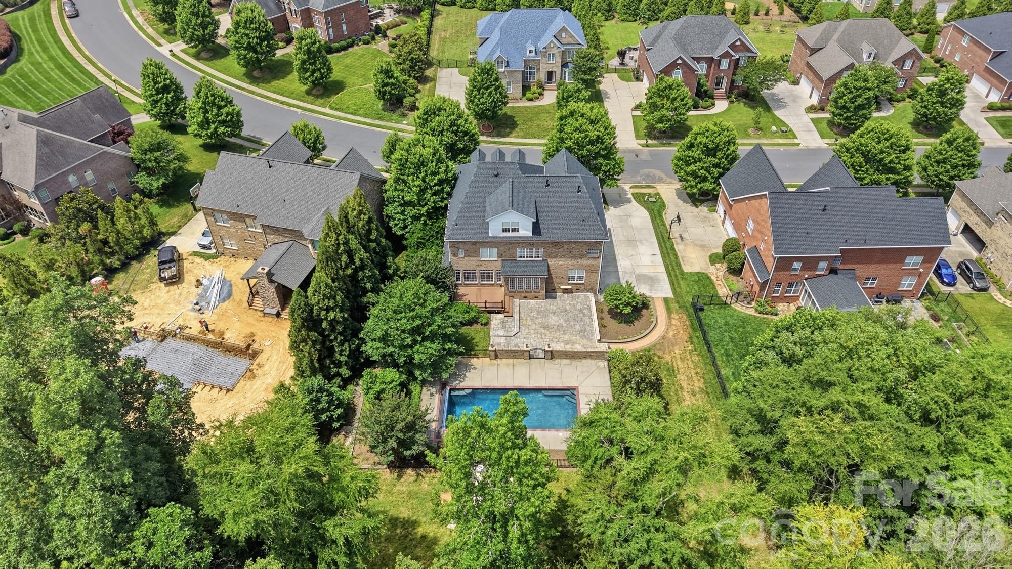 507 Five Leaf Lane