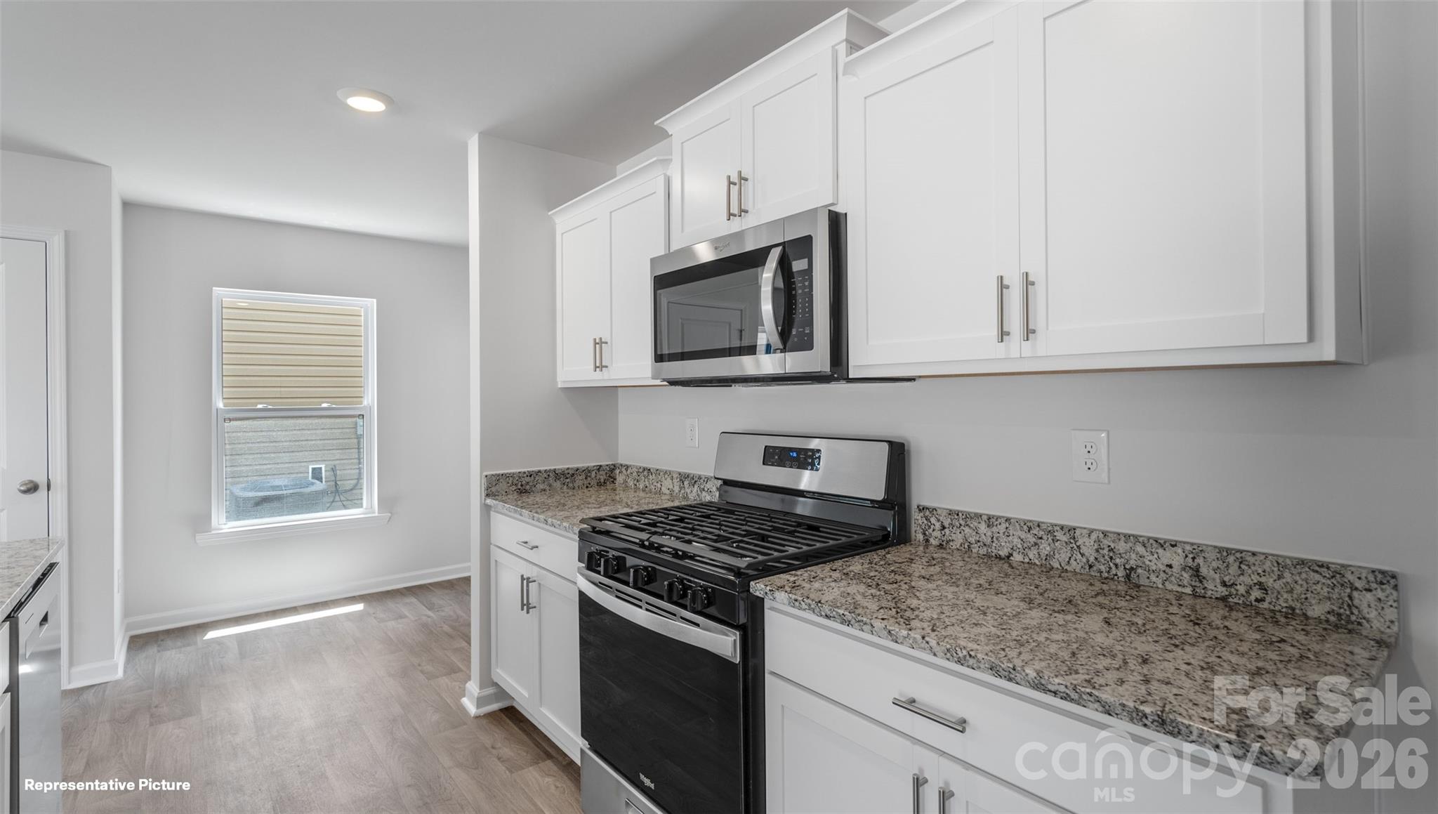 The Hamptons at Hickory - Residential