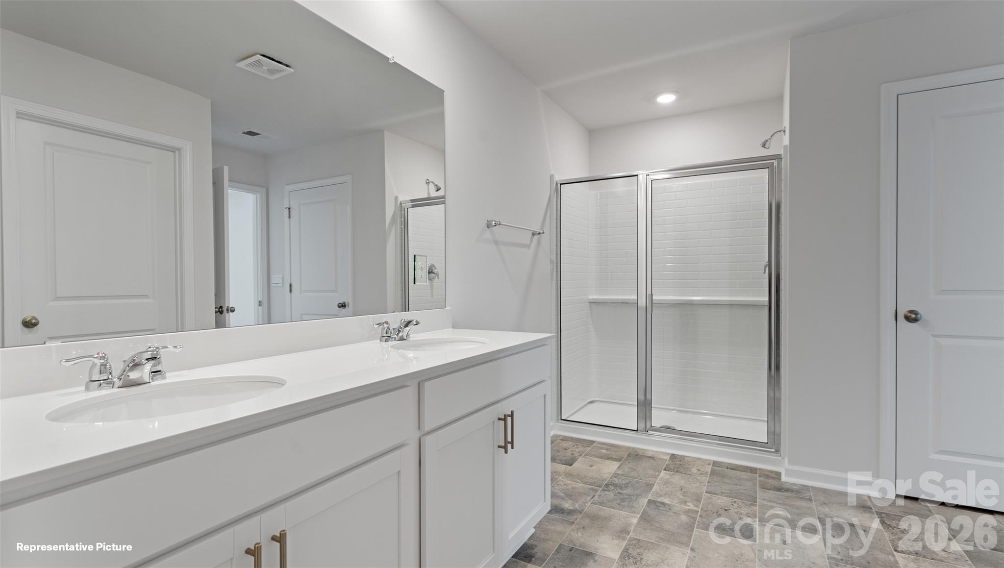 The Hamptons at Hickory - Residential