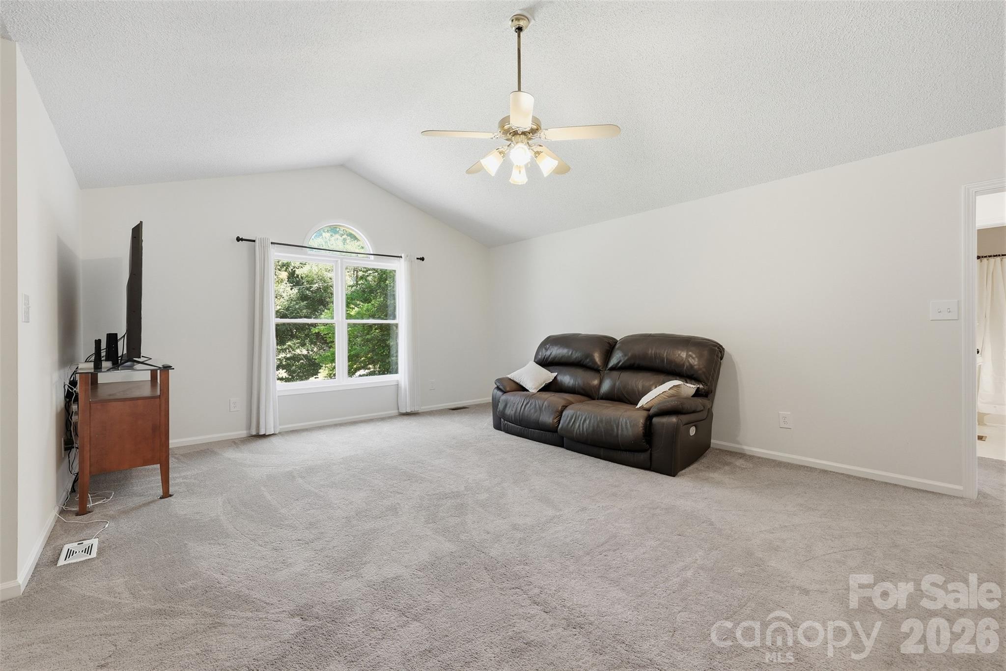 Edgewoods - Residential