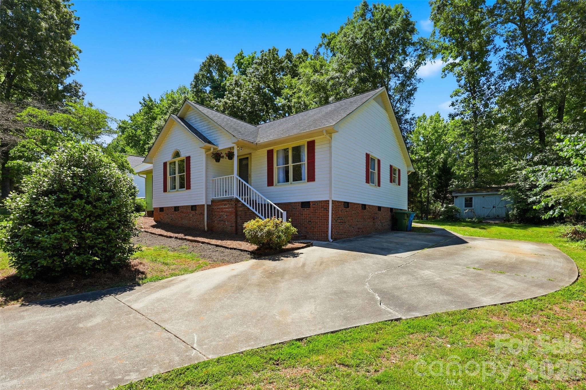 Edgewoods - Residential