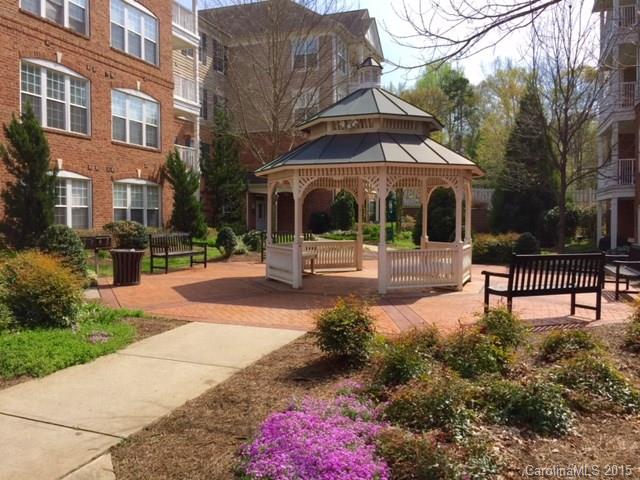 Southpark Corners - Residential