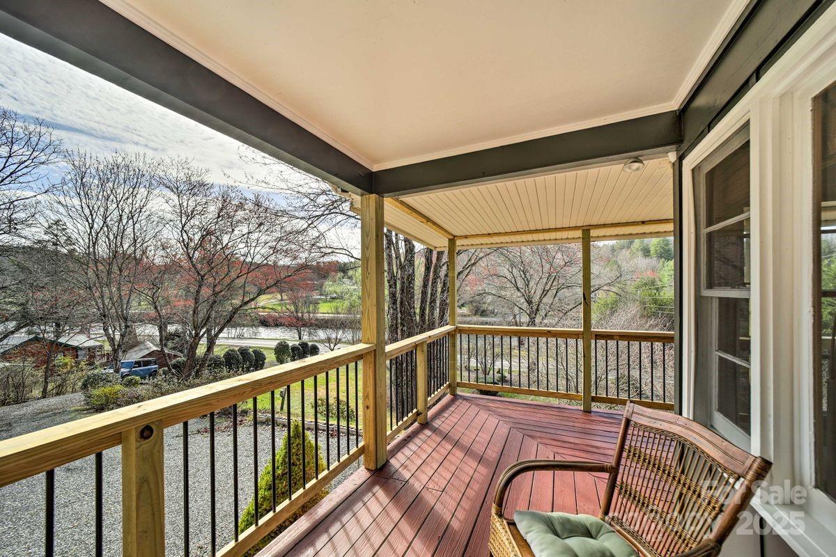 1152 South River Road