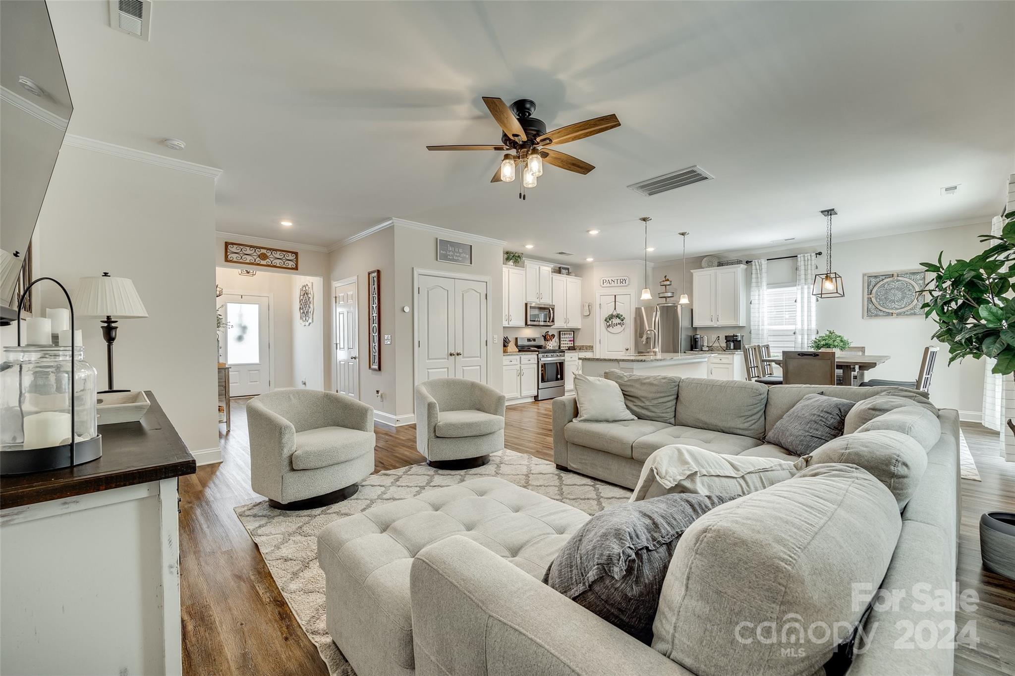 PECAN RIDGE - Residential