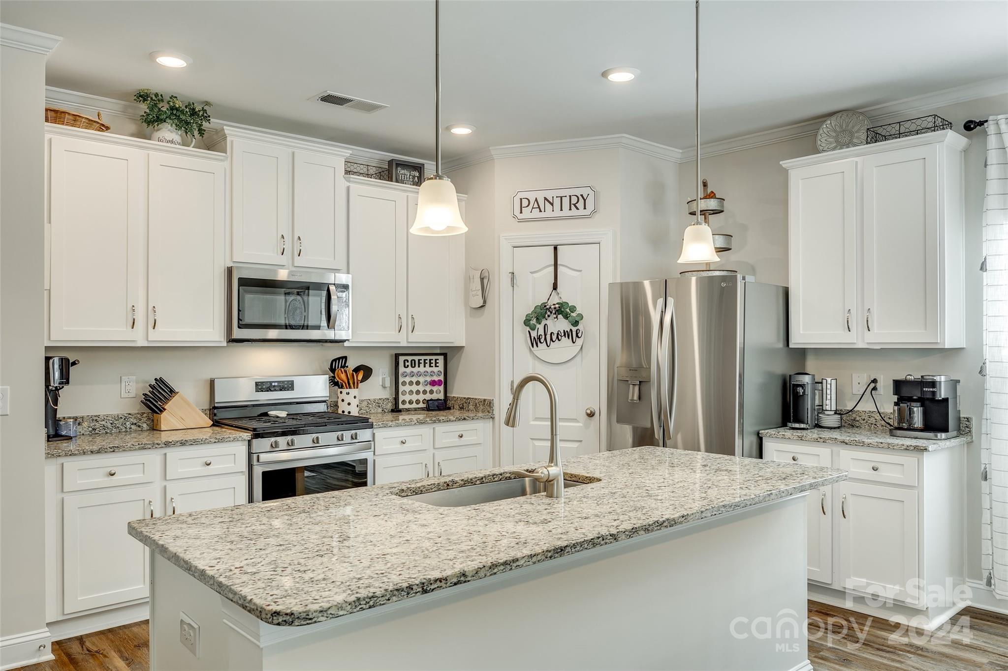 PECAN RIDGE - Residential