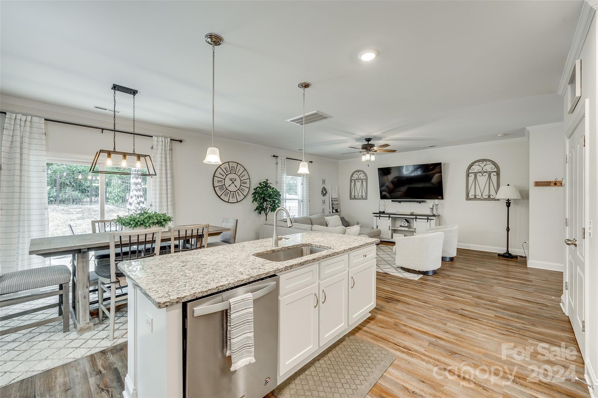 PECAN RIDGE - Residential