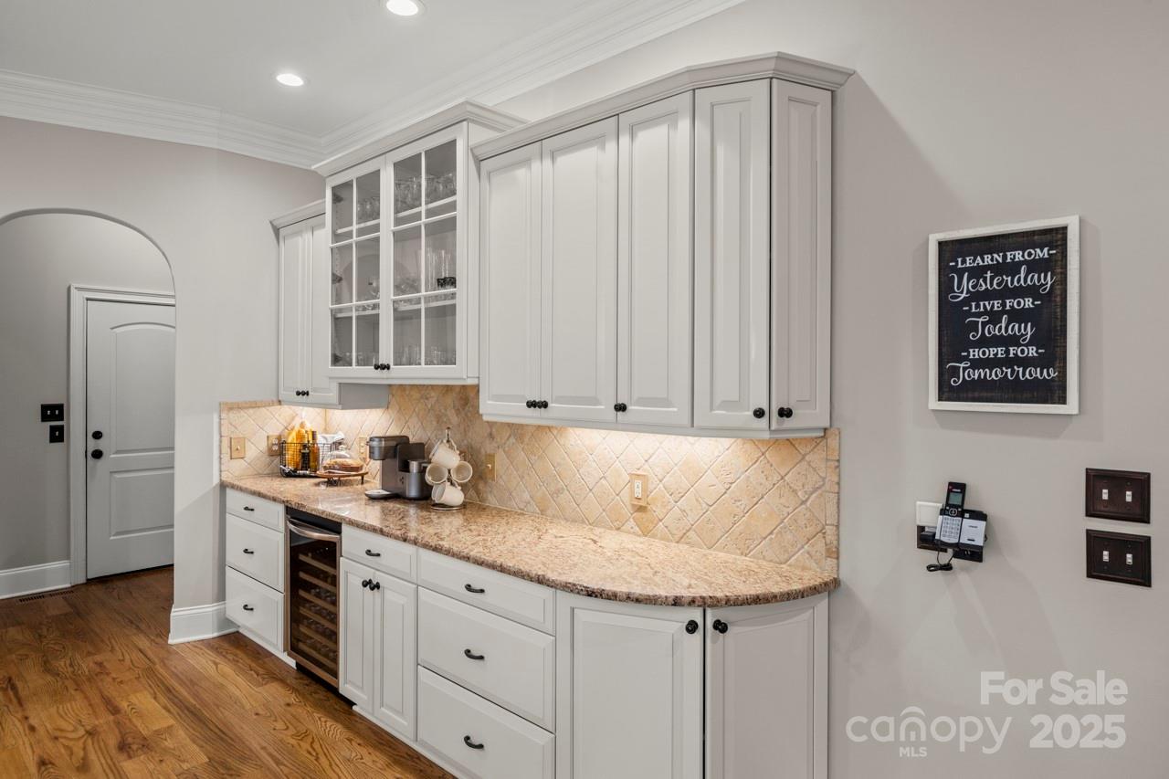 Pebble Bay - Residential