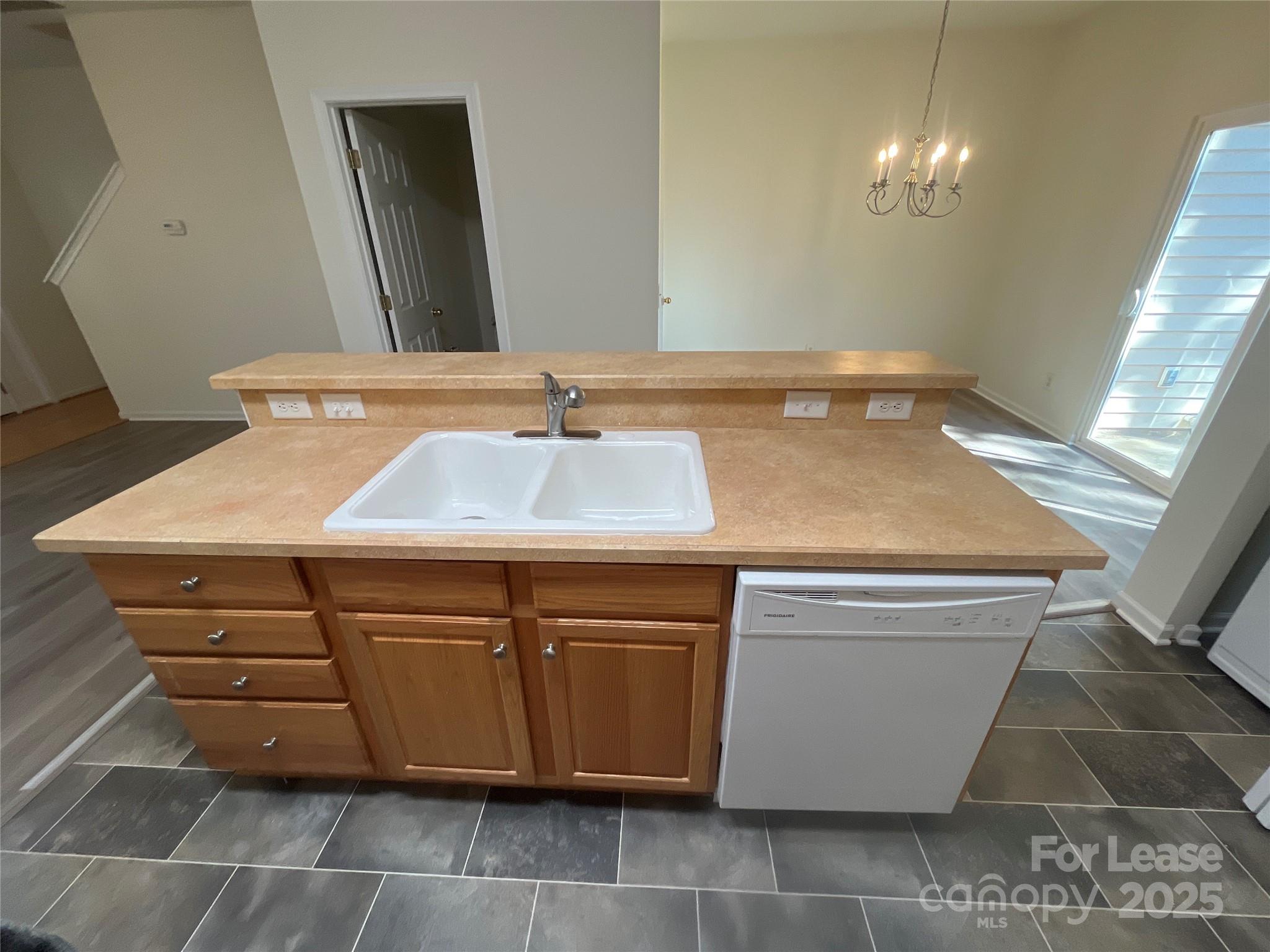 Constitution Park - Residential Lease