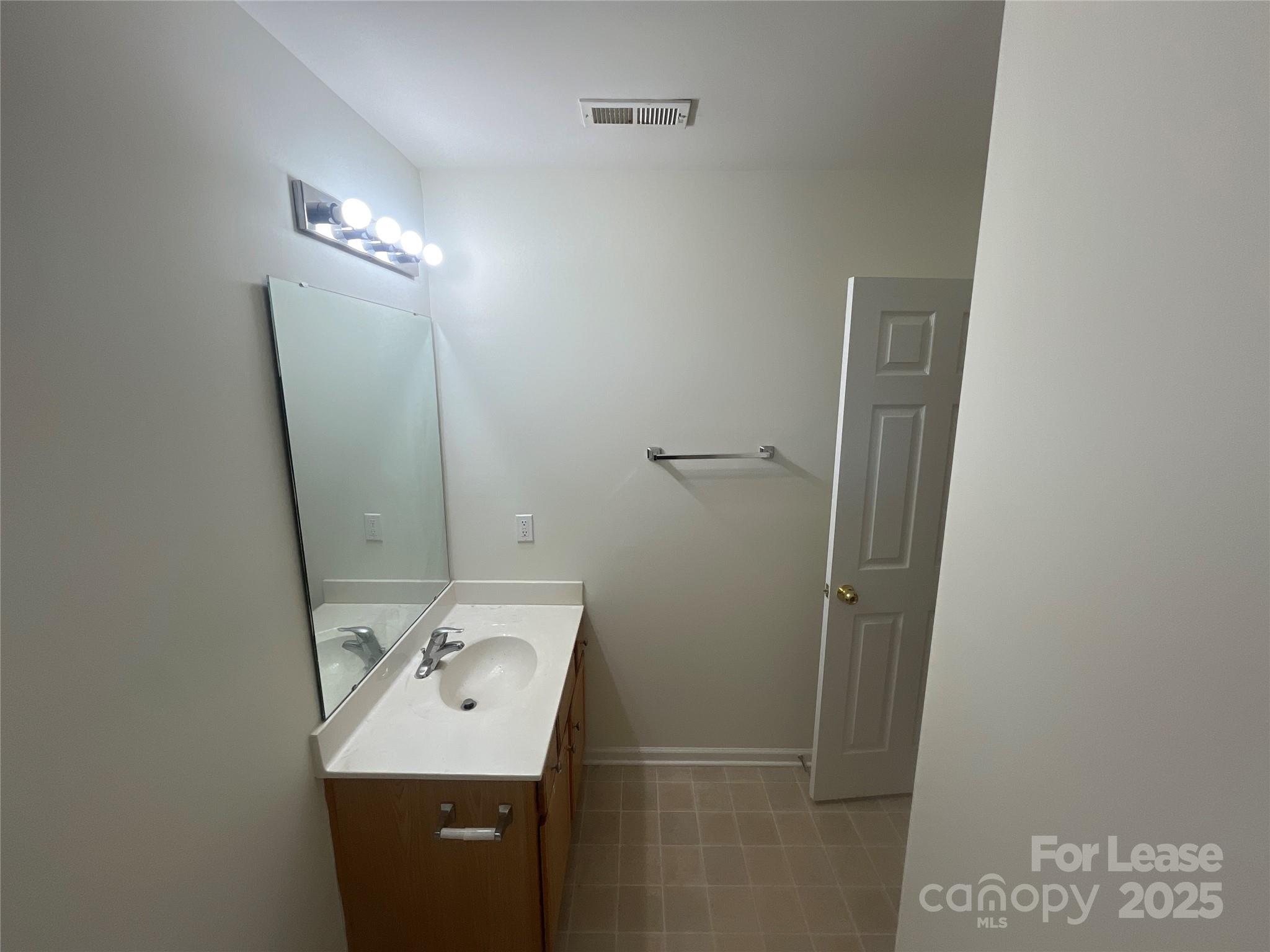 Constitution Park - Residential Lease