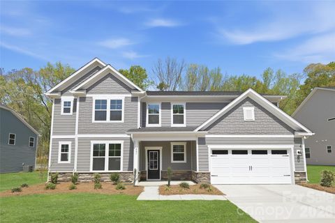 Photo of 407 Alameda Way, Matthews, NC 28104 (MLS # 4395355)