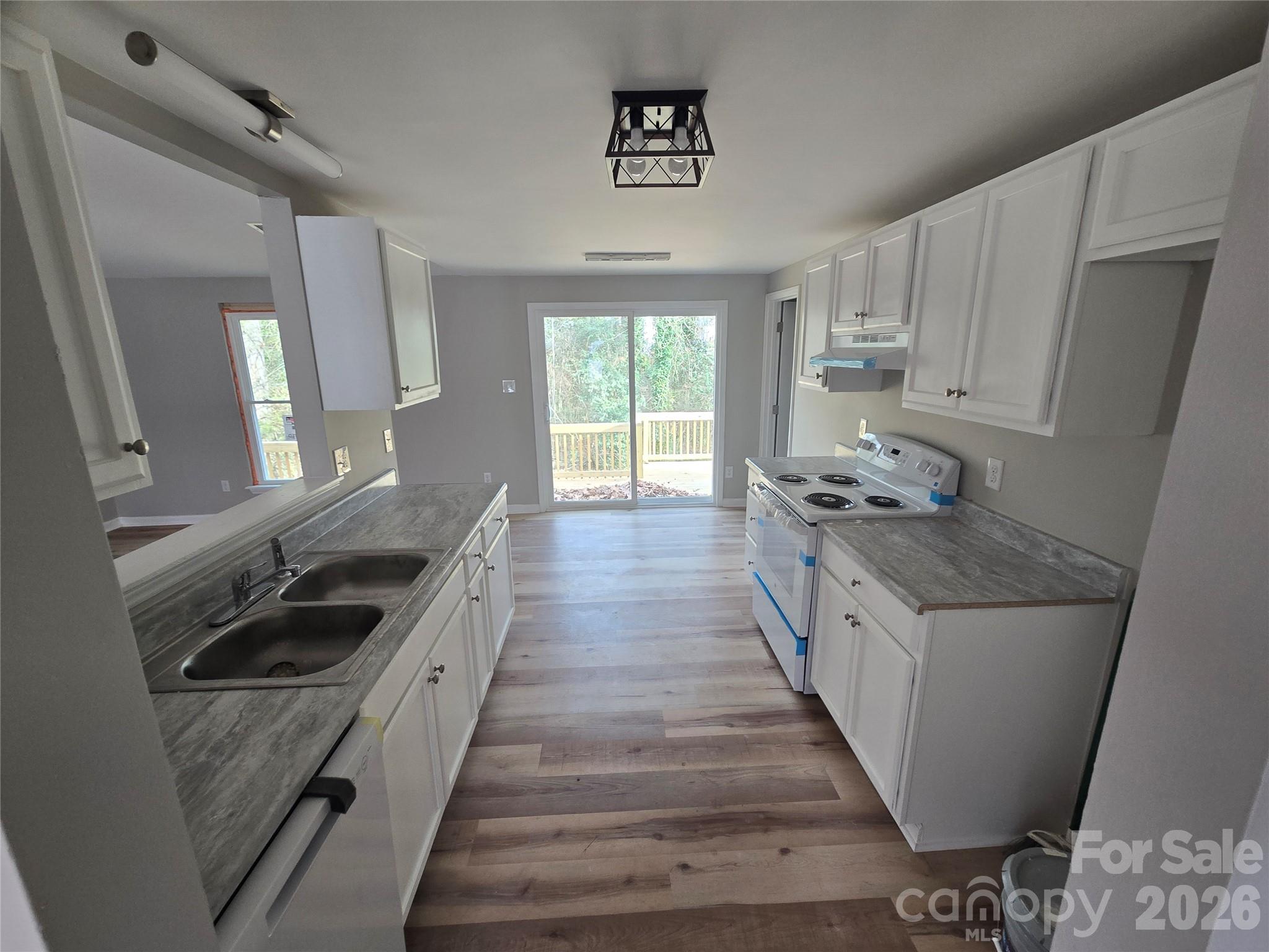 Candlelight Forest - Residential