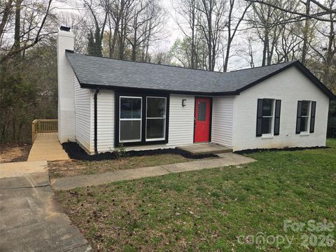 6608 Wagon Oak Road Charlotte NC 28212