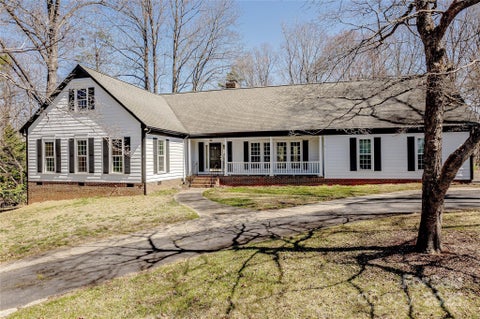 Photo for 10101 Woodview Circle
