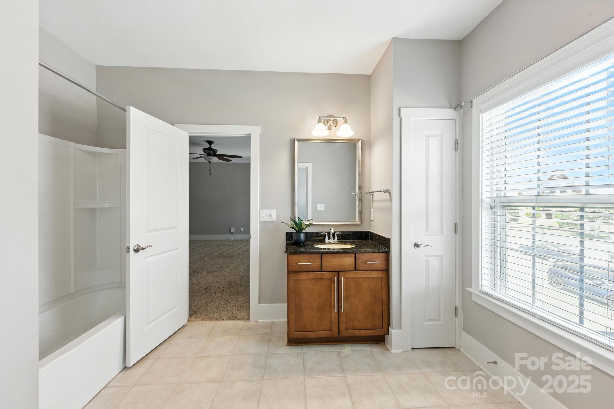 Lake Ridge - Residential