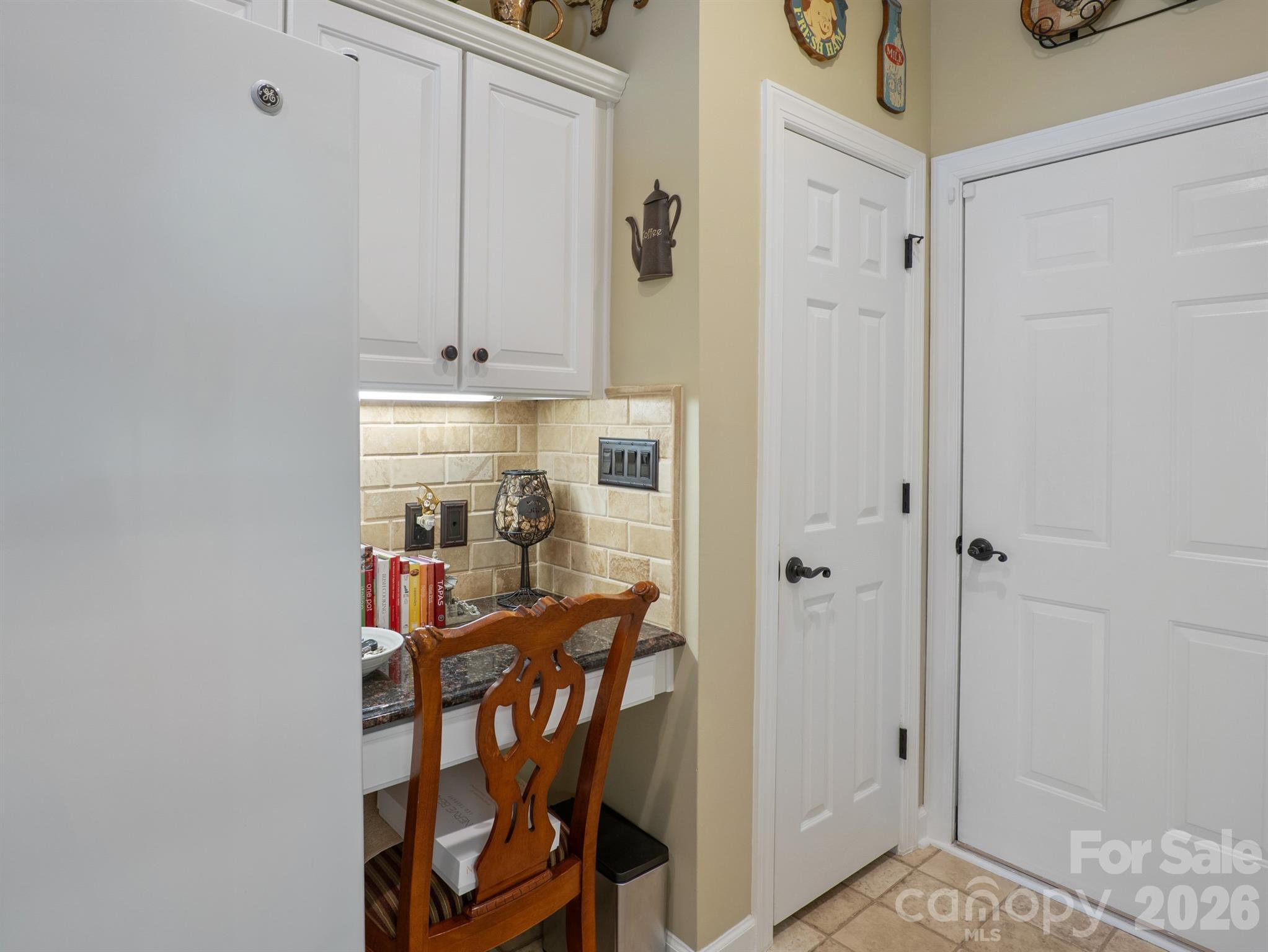 The Glen at Highland Creek - Residential