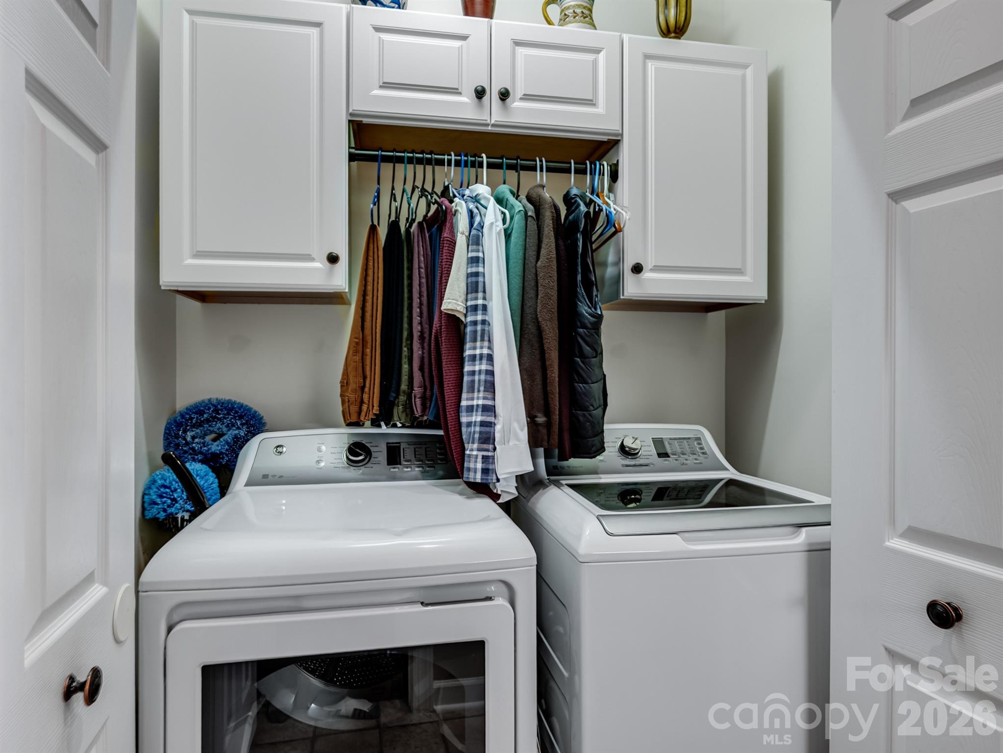 The Glen at Highland Creek - Residential