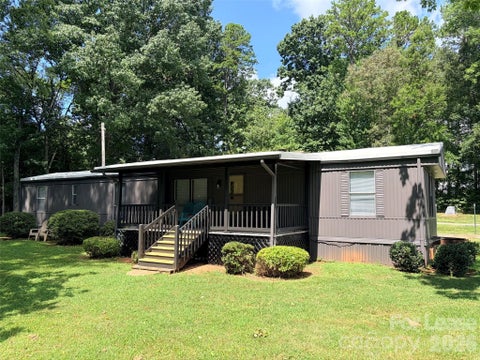 Photo of 8112 Blackwood Road, Denver, NC 28037 (MLS # 4414326)
