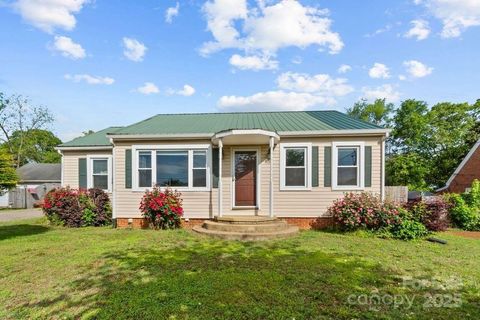 531 Lower Creek Drive NE Lenoir NC 28645