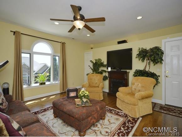 Carriage Park - Residential