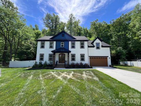 10405 Briarhurst Place 18 Mint Hill NC 28227