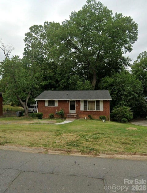 Photo of 3216 Revolution Park Drive, Charlotte, NC 28217 (MLS # 4418399)