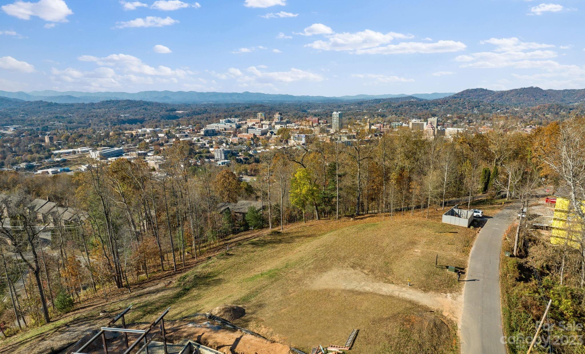 Beaucatcher Knoll - Land