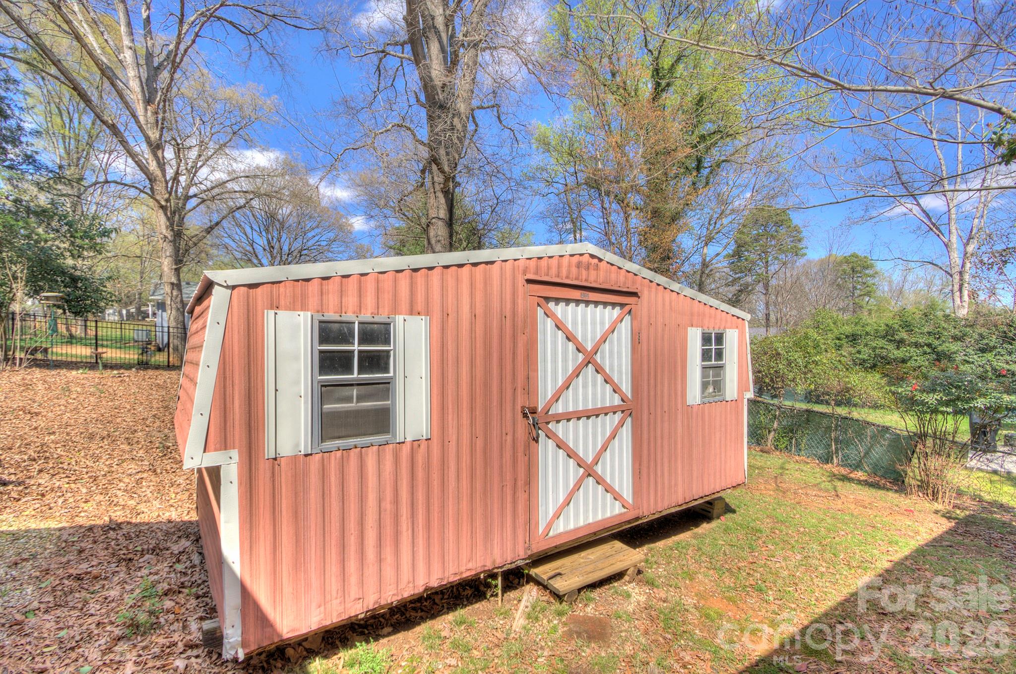 Starmount - Residential