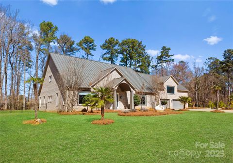 16455 Harbor View Road Charlotte NC 28278