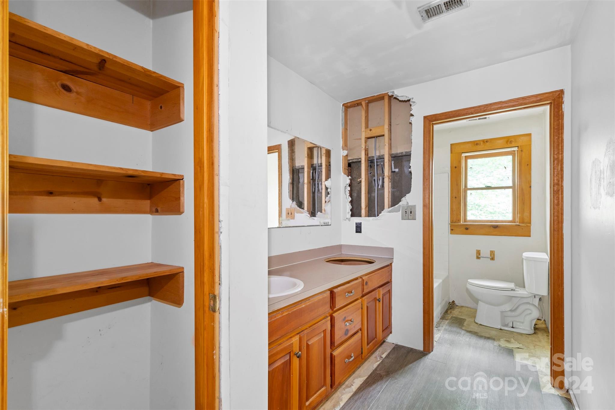 Meadowind - Residential