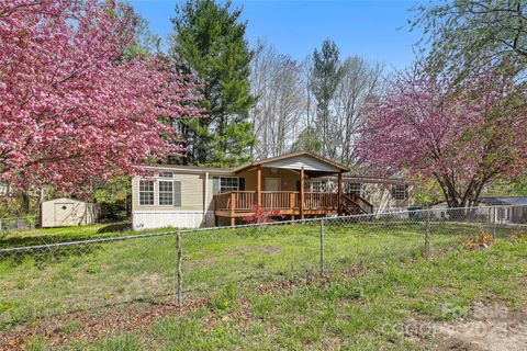 5 Concord Knoll Lane Asheville NC 28803