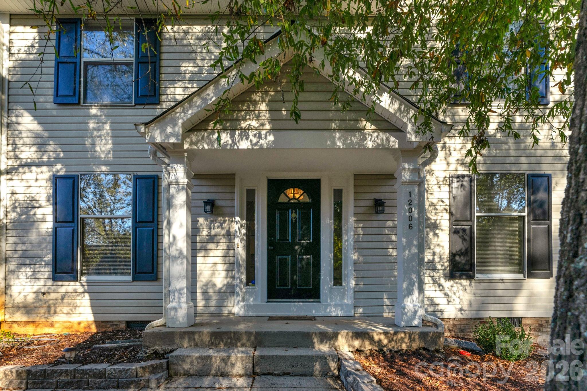 Woodside Falls - Residential