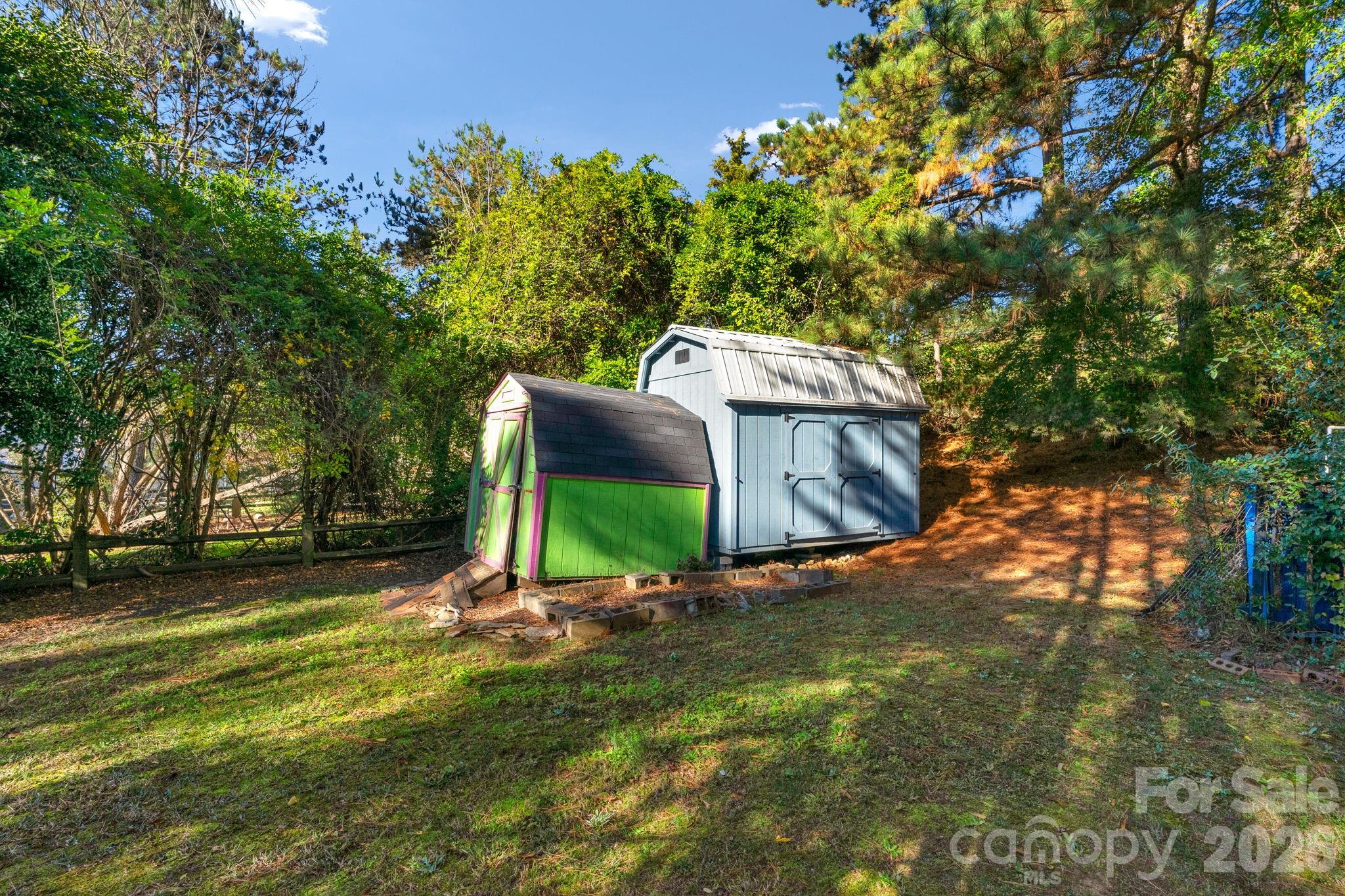 Woodside Falls - Residential