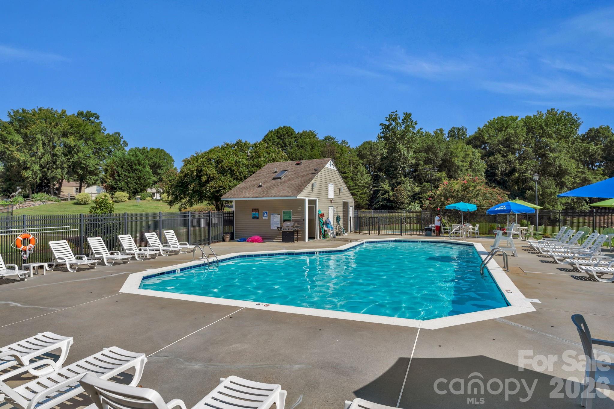 Woodside Falls - Residential