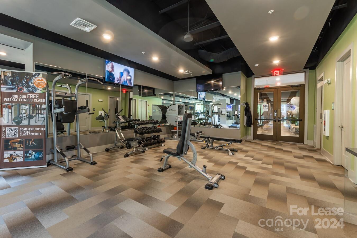 Charlotte, North Carolina 28205, United States, 2 Bedrooms Bedrooms, ,2 BathroomsBathrooms,Residential,Active,62876