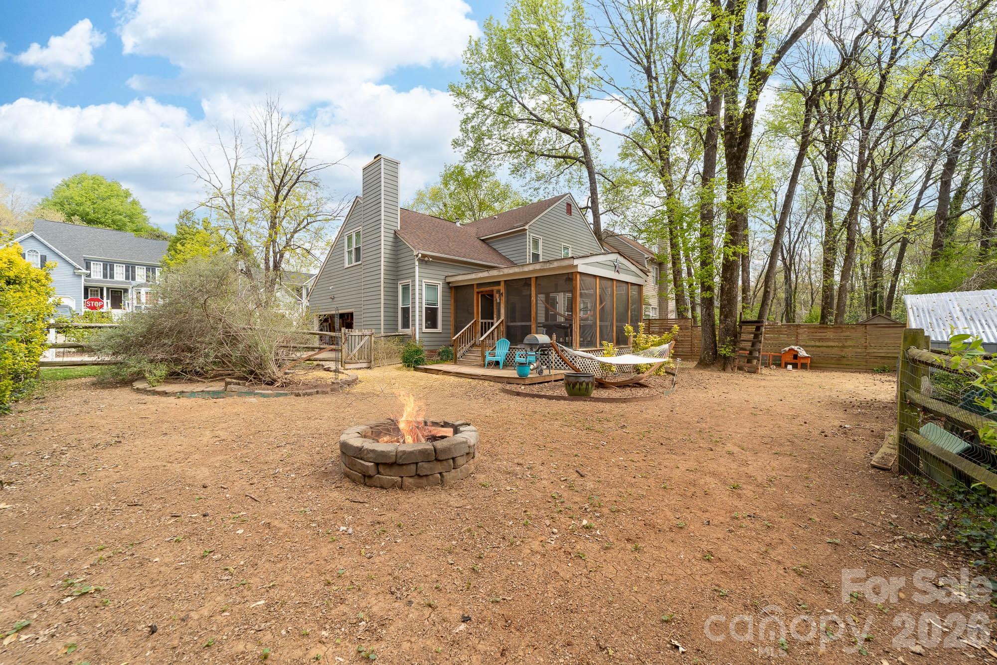 Davis Lake - Residential