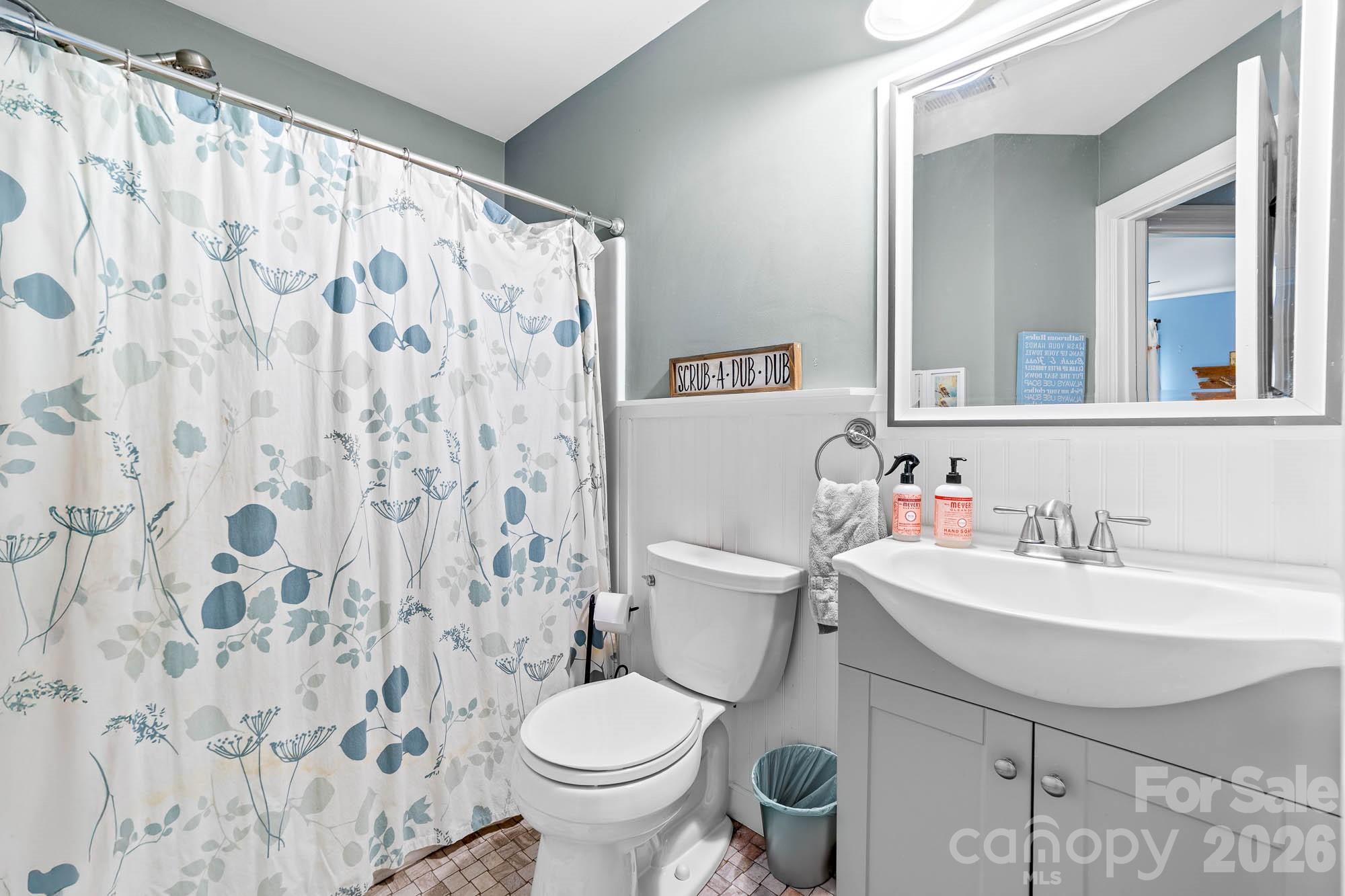 Davis Lake - Residential